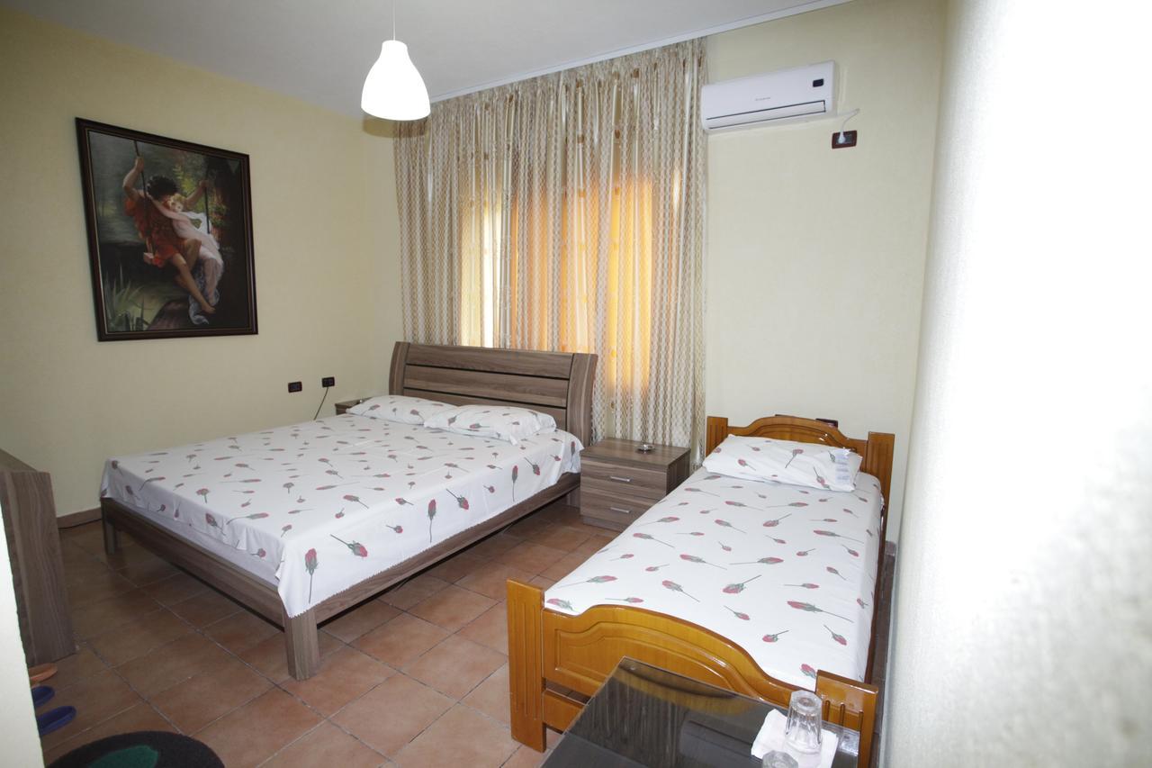 Alen Bar Hotel Tirana Exterior photo